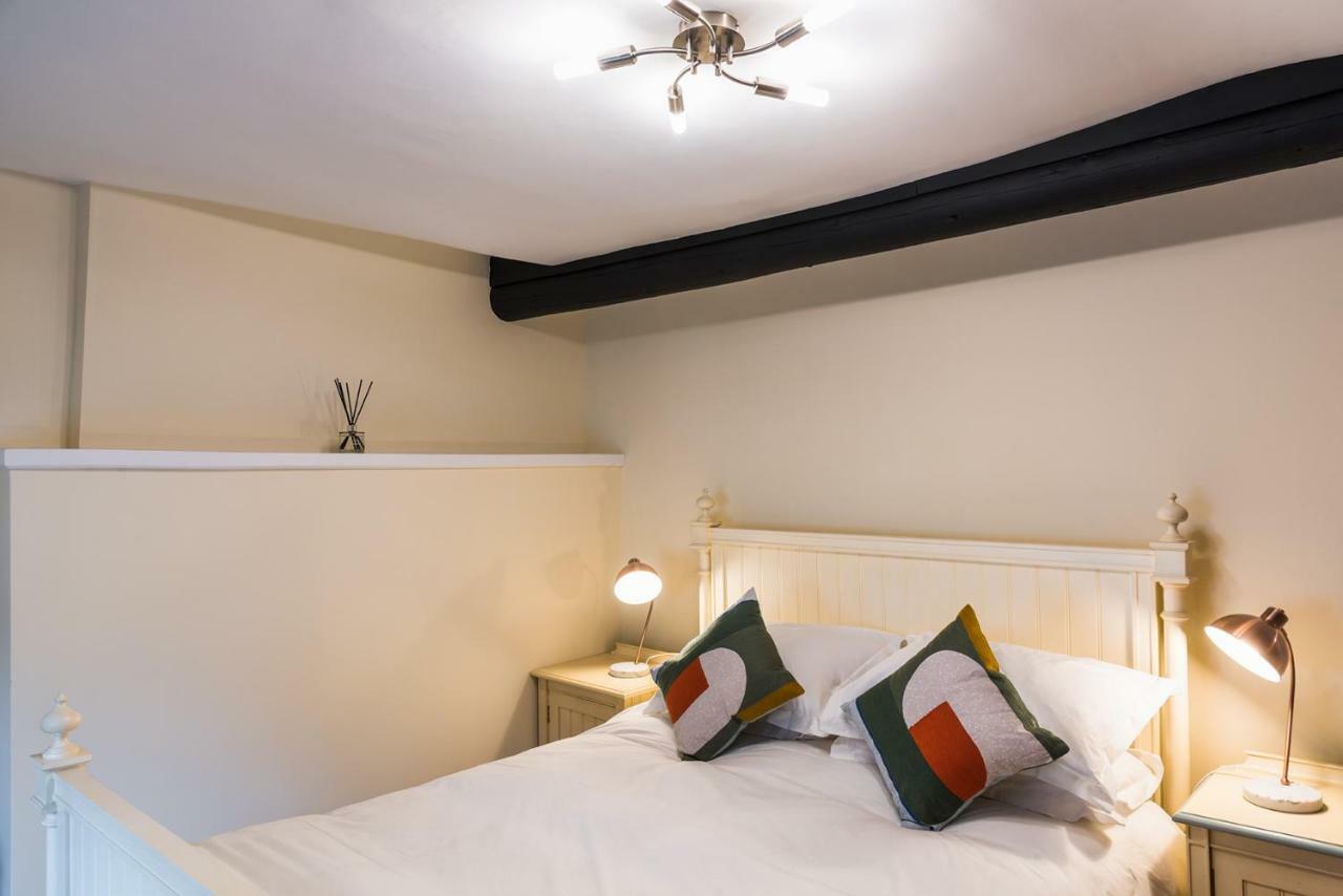 Appartamento Luxury 3 Bed Flat In The Centre Of Woodstock Esterno foto